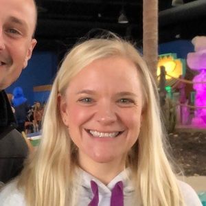 Meet your Posher, Lindsey